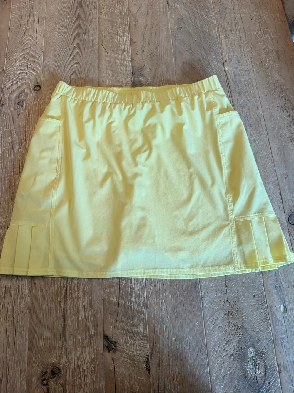 Chico's Yellow Pleated Hem Skort Pockets